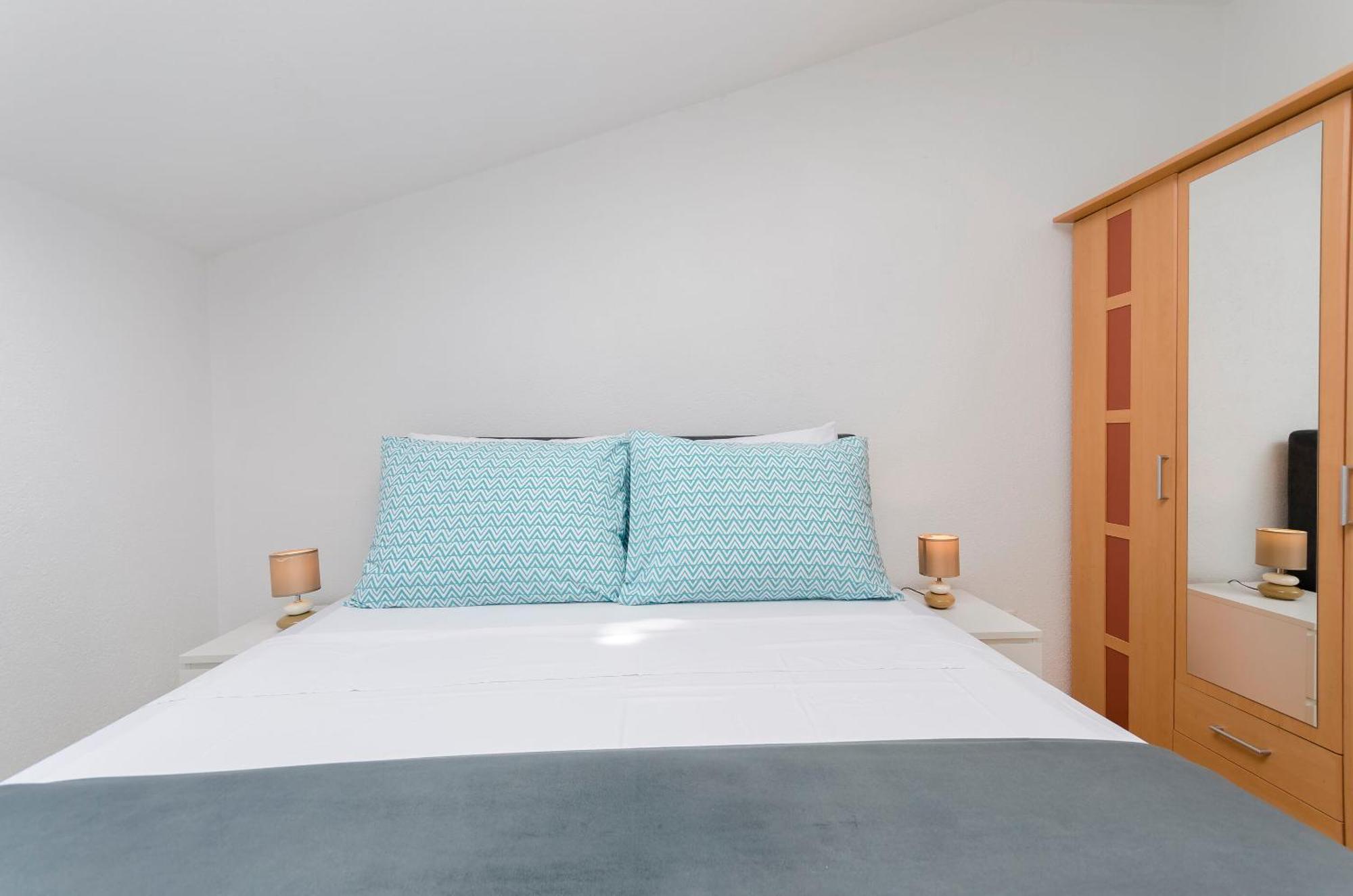 Apartment Ani Водице Екстериор снимка