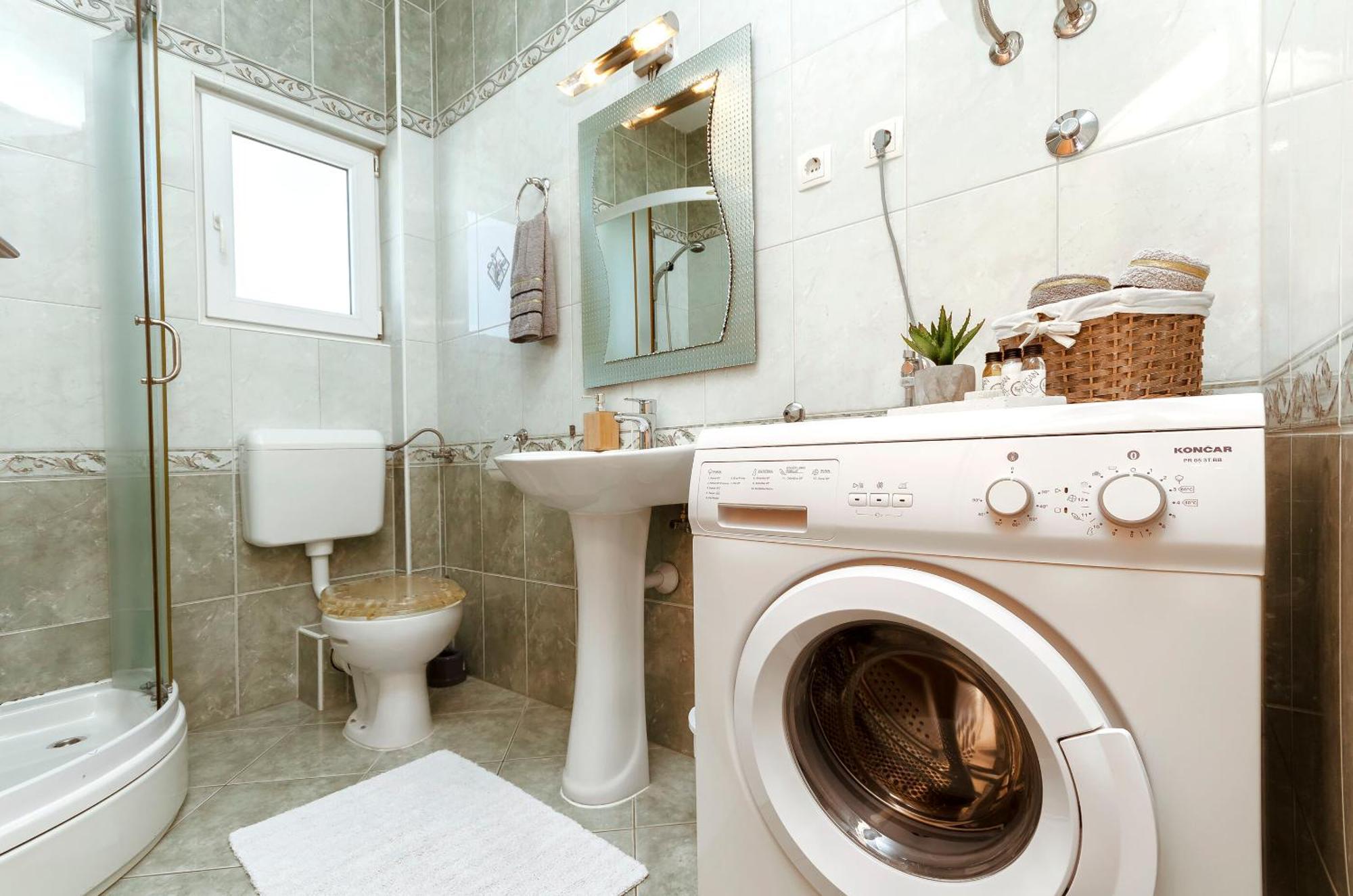 Apartment Ani Водице Екстериор снимка