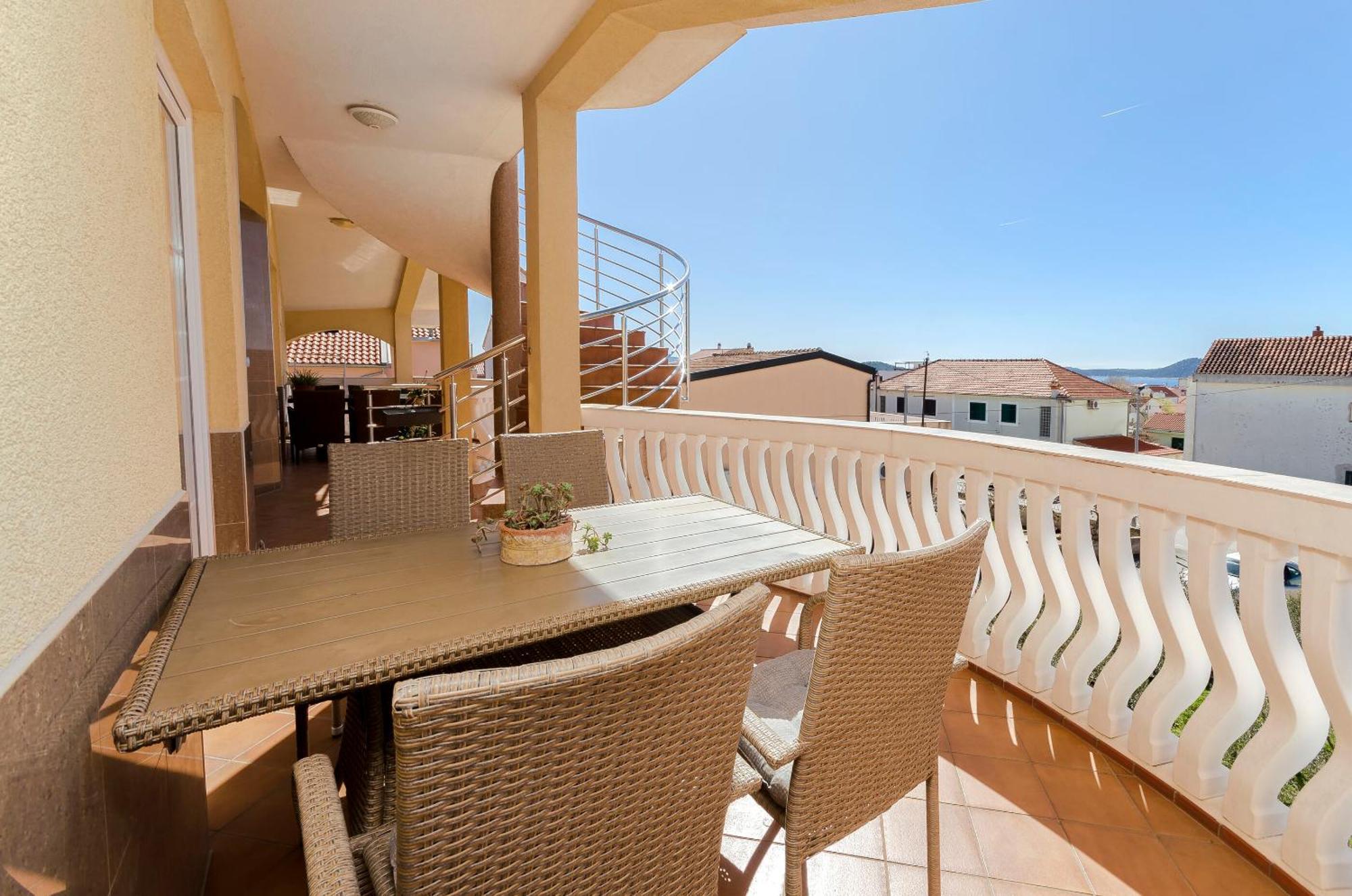 Apartment Ani Водице Екстериор снимка