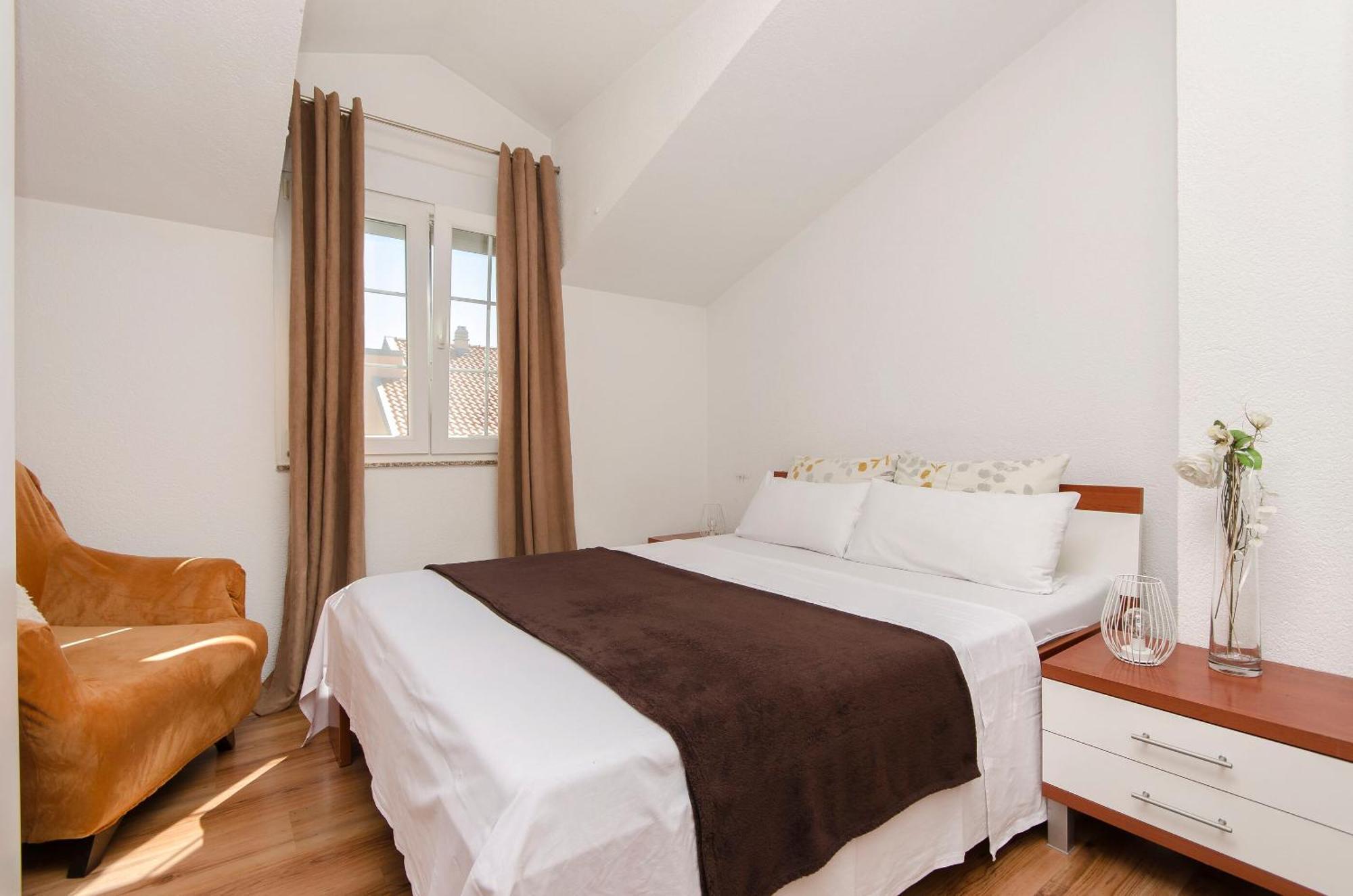 Apartment Ani Водице Екстериор снимка
